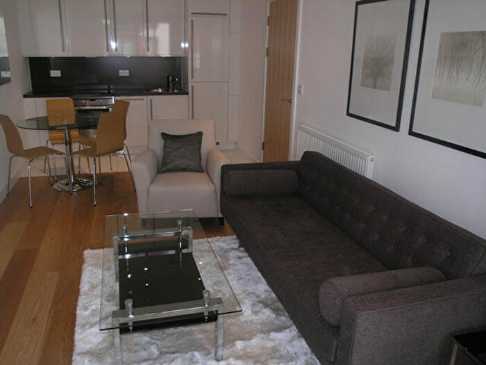 2 Bedroom Apartment To Rent In Conington Road London, SE13