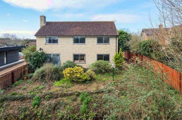 4 Bedroom Detached House For Sale In Faringdon Road, Shippon, OX13