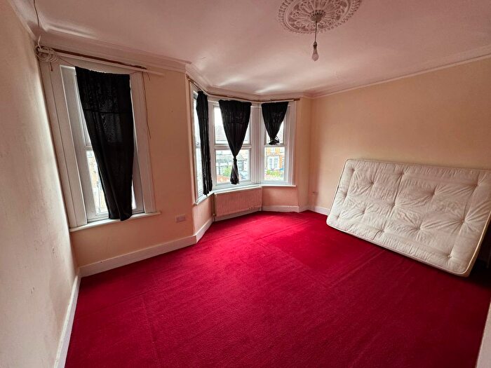 3 Bedroom Terraced House To Rent In Westwood Road, Ilford, IG3