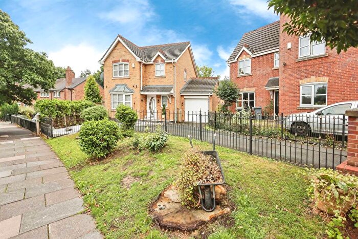 3 Bedroom Detached House For Sale In Greenacres, Bartley Green, Birmingham, B32