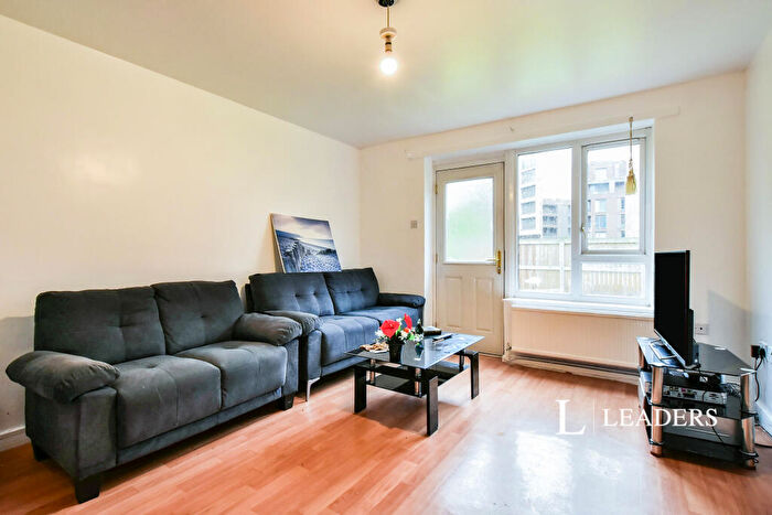 1 Bedroom Flat To Rent In Nancy Street, M15