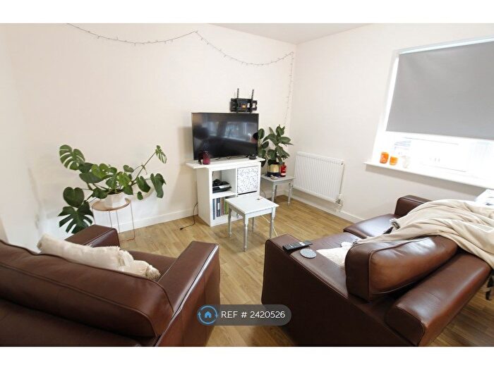 3 Bedroom Flat To Rent In Greenhill Road, Winchester, SO22