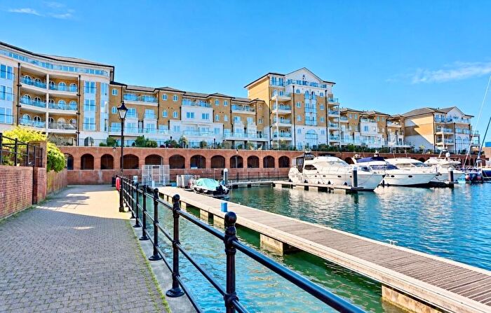 3 Bedroom Flat For Sale In Hamilton Quay, Sovereign Harbour, Eastbourne, BN23