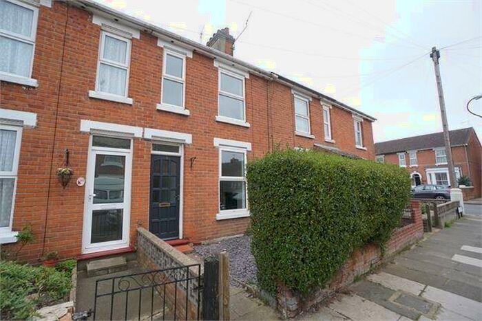 3 Bedroom Terraced House To Rent In Wickham Road, Colchester, Essex., CO3