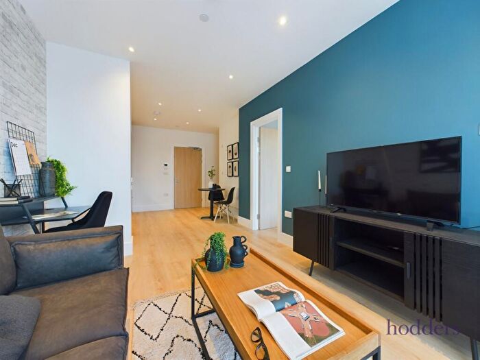 1 Bedroom Apartment To Rent In Surrey, KT16