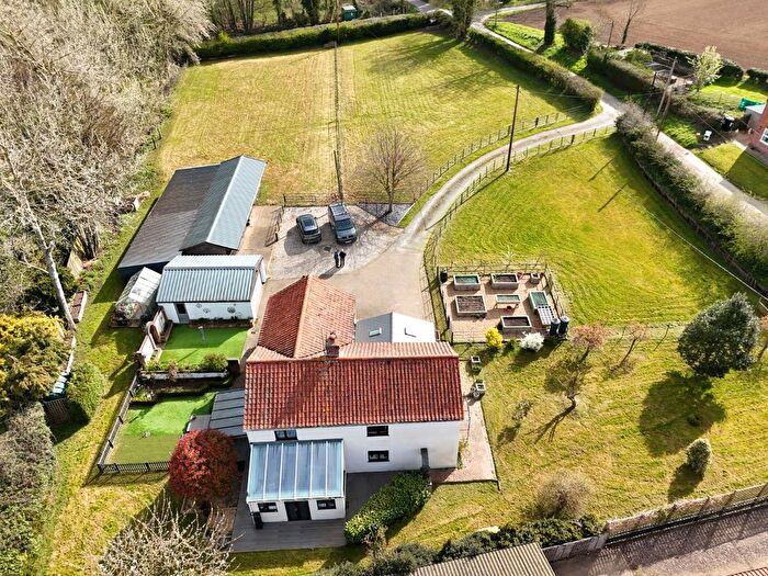 4 Bedroom Detached House For Sale In Sandy Lane, Norwich, NR14