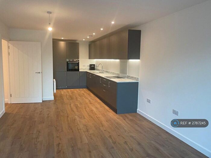 1 Bedroom Flat To Rent In Stone, Dartford, DA2