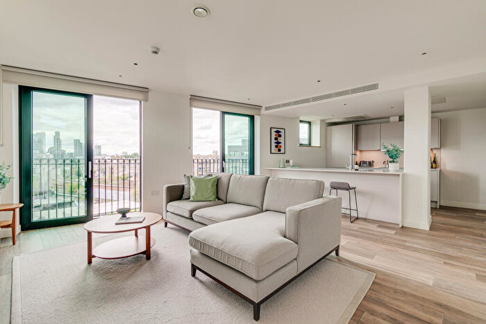 1 Bedroom Apartment To Rent In Three Colts Lane, London, E2