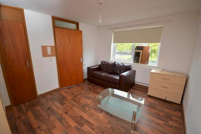 Studio To Rent In St Clements Court, South Kirkby, Pontefract, WF9