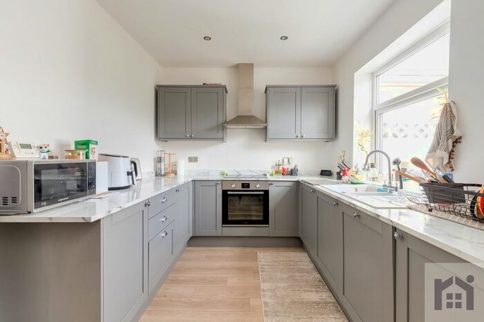 3 Bedroom Semi-Detached House For Sale In New Road, Coppull, PR7