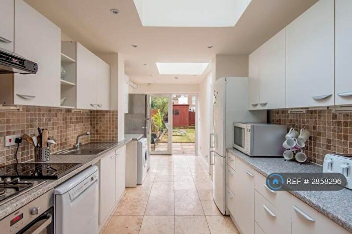 6 Bedroom Terraced House To Rent In Mayton Street, London, N7