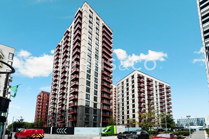 Studio To Rent In Peninsula Gardens, Greenwich Peninsula, London, SE10