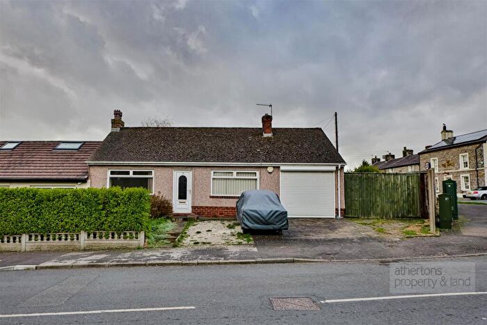2 Bedroom Semi-Detached Bungalow For Sale In Henthorn Road, Clitheroe, Ribble Valley, BB7