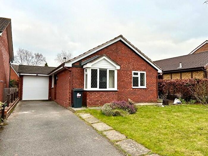 3 Bedroom Bungalow To Rent In Sorrel Close, Huntington, CH3
