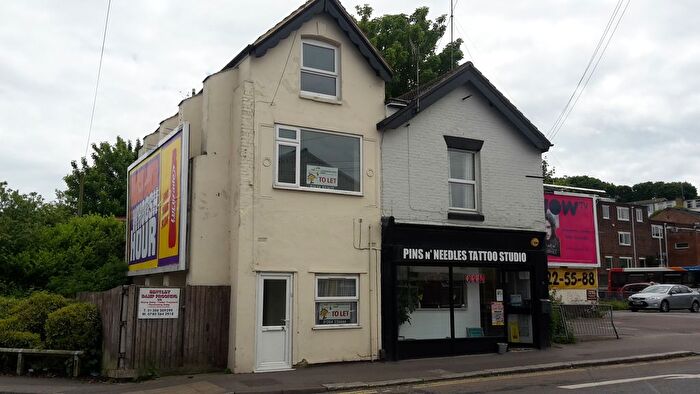 2 Bedroom Flat To Rent In Cherry Tree Avenue, Dover, CT16