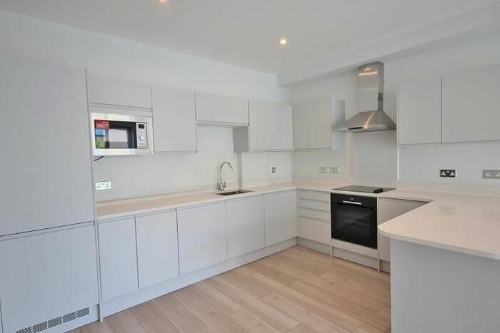 2 Bedroom Flat To Rent In Keshava House, 4 South Street, Staines-Upon-Thames TW18
