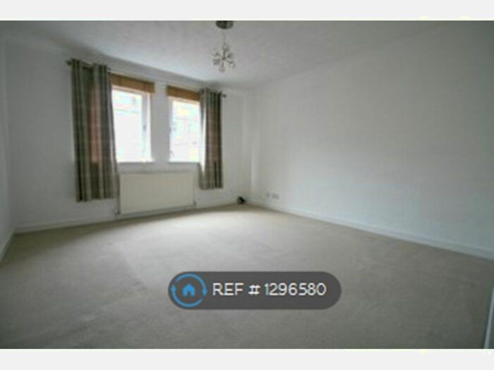 1 Bedroom Flat To Rent In The Steading, Lanark ML11
