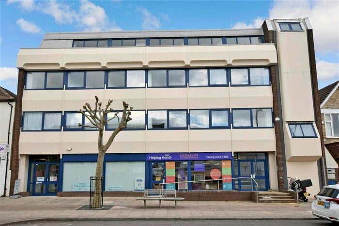 2 Bedroom Flat For Sale In West Street, Fareham, PO16