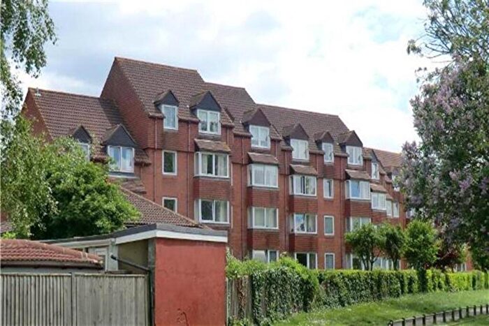 1 Bedroom Retirement Property To Rent In Homespinney House, River View Road, Bitterne Park, Southampton, SO18