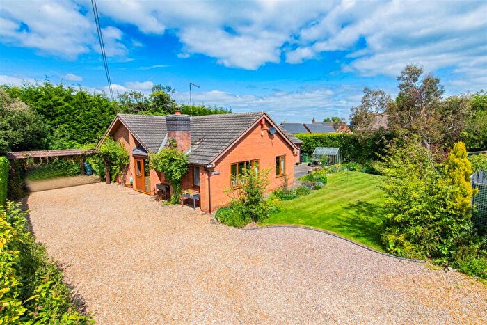 4 Bedroom Bungalow For Sale In Berridges Lane, Husbands Bosworth, LE17