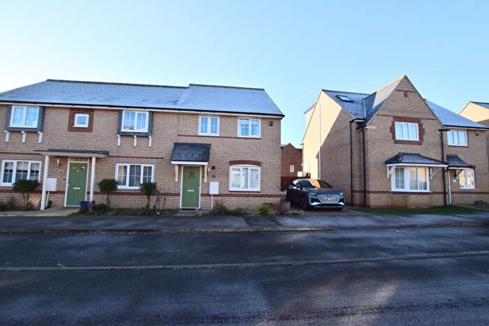 3 Bedroom Semi Detached House To Rent In Maritime Way, Brooklands, MK10