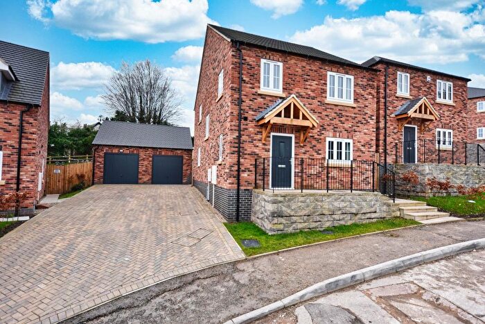 4 Bedroom Detached House For Sale In Orchard Close, Burton Joyce, Nottingham, NG14