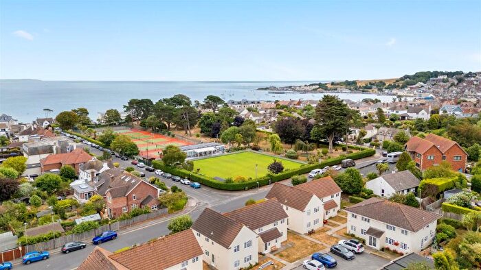 2 Bedroom Maisonette For Sale In Northbrook Road, Swanage, BH19 - Photo 3