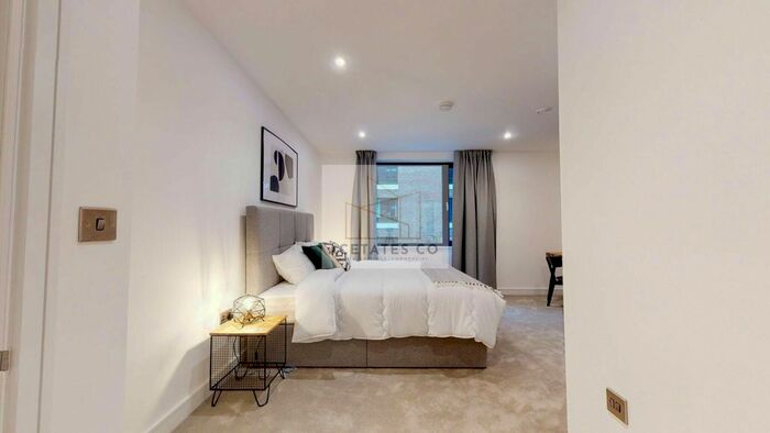 3 Bedroom Flat To Rent In Hackney Road, Bethnal Green, London, E2