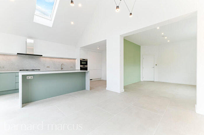 3 Bedroom House To Rent In Charminster Road, Worcester Park, KT4