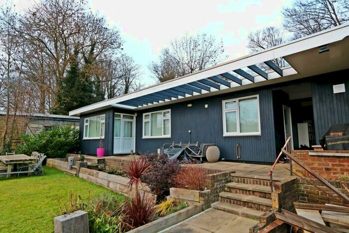 3 Bedroom House To Rent In Ash Island, KT8