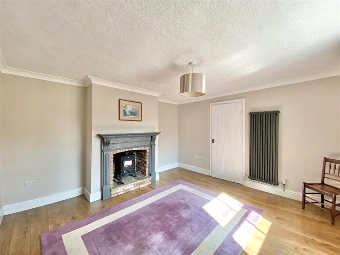 3 Bedroom End Of Terrace House For Sale In Victoria Terrace, Bedale, DL8