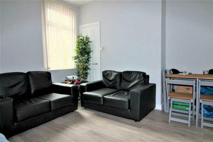4 Bedroom Private Hall To Rent In Lune Street, Lancaster, LA1