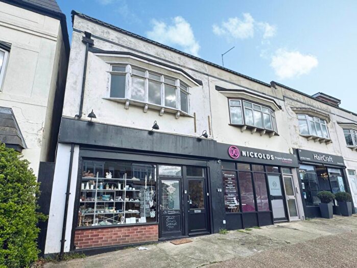 2 Bedroom Flat To Rent In Elm Road, Leigh-On-Sea, SS9