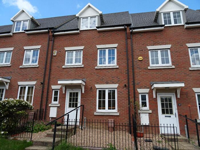 4 Bedroom Terraced House To Rent In Flaxlands Row, Olney, MK46