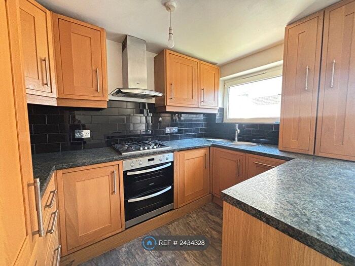 2 Bedroom Maisonette To Rent In Saints Drive, London, E7