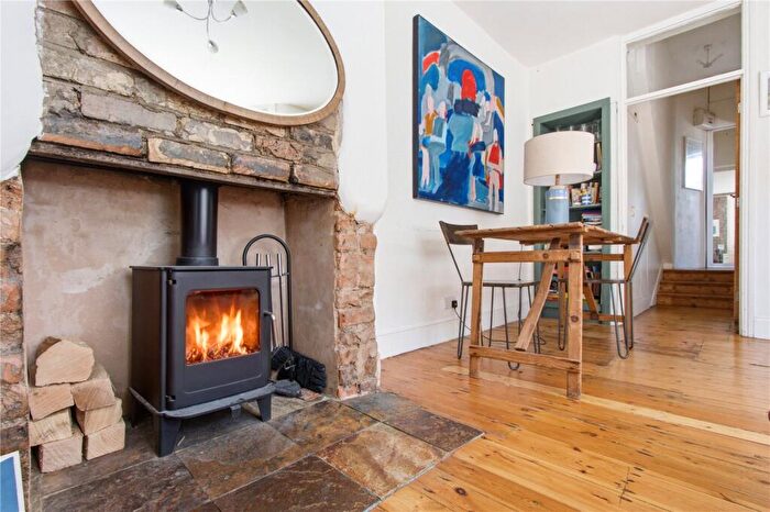 2 Bedroom Property For Sale In Lordsmead Road, London, N17
