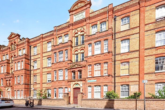 2 Bedroom Flat For Sale In Elliotts Row, London, SE11