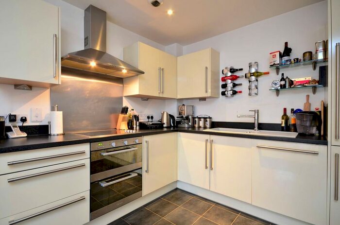 1 Bedroom Flat To Rent In Dolman Road, Chiswick, London, W4