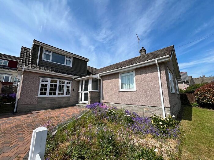 3 Bedroom Chalet For Sale In Spring Valley, BS22