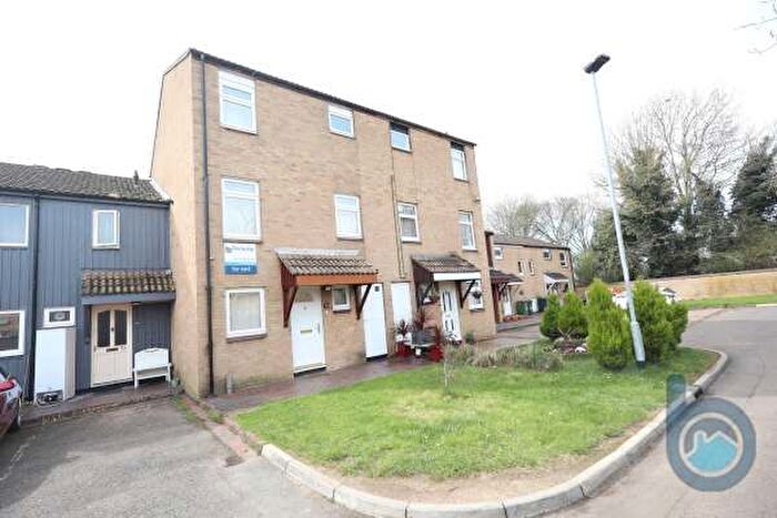 4 Bedroom Terraced House To Rent In Stagsden, Orton Goldhay, Peterborough, PE2