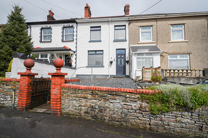 3 Bedroom Terraced House For Sale In Lone Road, Swansea, SA6