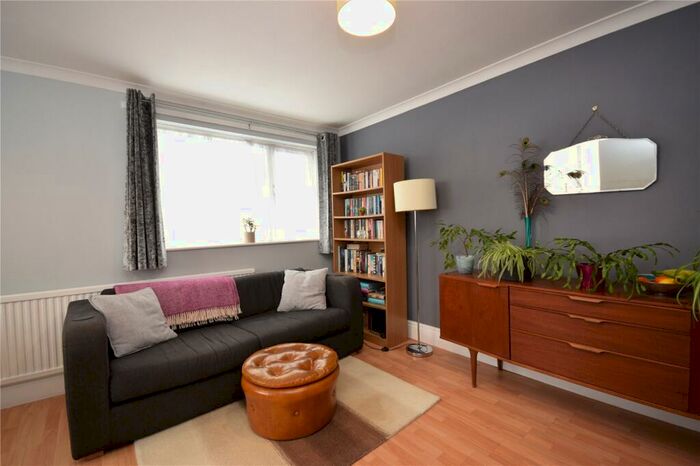 1 Bedroom Apartment To Rent In Holtdale Road, Holt Park, Leeds, West Yorkshire, LS16