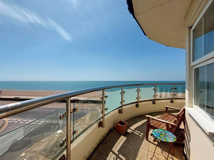 3 Bedroom Flat For Sale In Martello Road, Seaford, BN25
