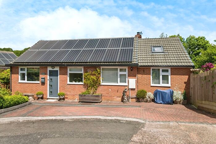 2 Bedroom Bungalow For Sale In Wood Close, Christow, Exeter, Devon, EX6