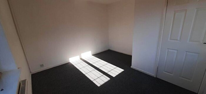 2 Bedroom End Of Terrace House To Rent In Castle Court Castle Street, Grimsby, DN32