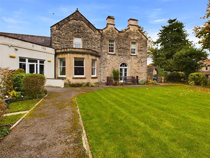 1 Bedroom Flat For Sale In Shortwood Road, Pucklechurch, Bristol, BS16