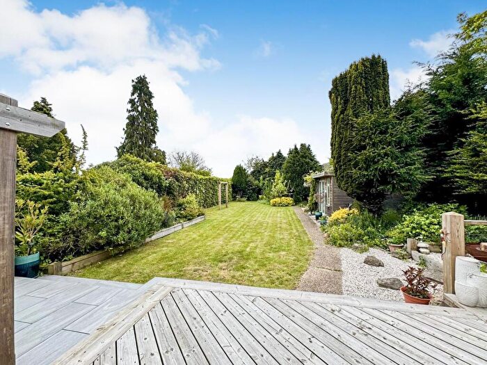 3 Bedroom Bungalow For Sale In Maldon Road, Burnham-On-Crouch, CM0