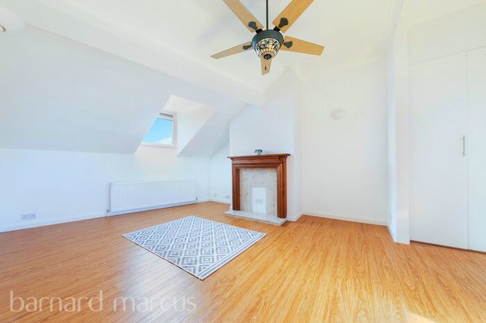 1 Bedroom Flat To Rent In Holmesdale Road, Croydon, CR0