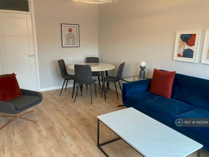 2 Bedroom Flat To Rent In Market Street, Musselburgh, EH21