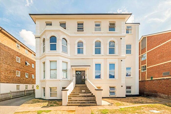 Studio For Sale In Surbiton Road, Kingston Upon Thames, KT1